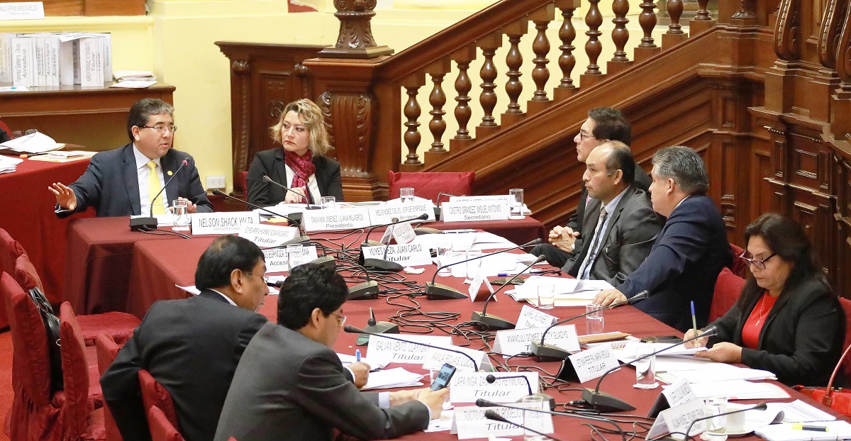 Contralor Nelson Shack en Comisión de Presupuesto-1